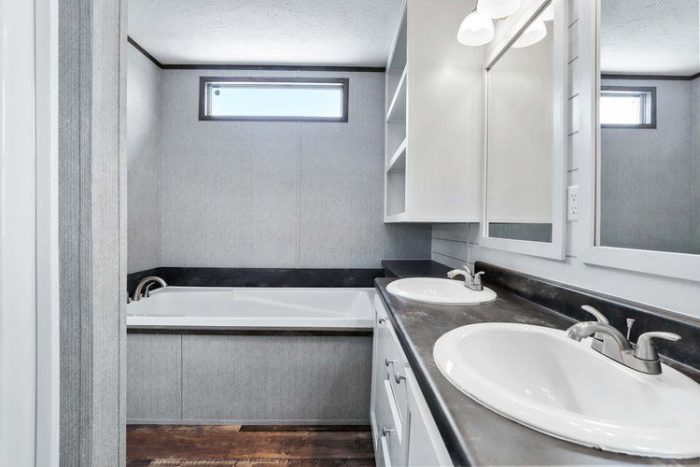 AnnMarieMasterbath3