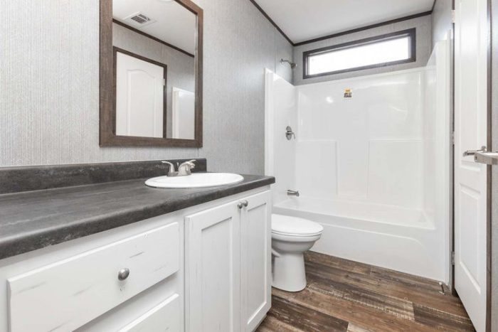 WHGuestbath1