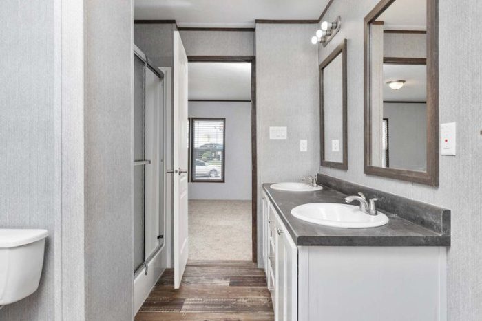 WHMasterBath2