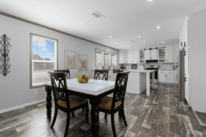 Magnolia Dining 1