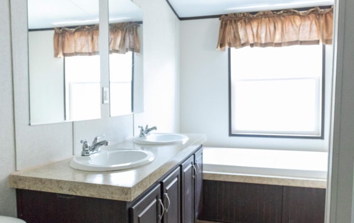 weston 16763i bathroom 1 1646922372901 1396 12